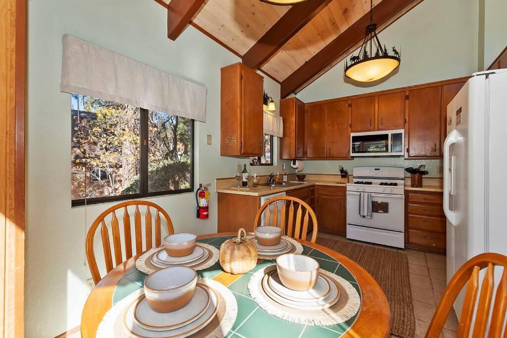 Everwood Serenity Treehouse Ontrail Head/Sledding Villa Big Bear Lake Luaran gambar